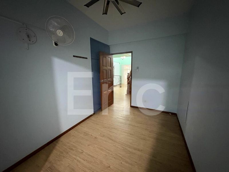 5 Bed Corner Terrace (Landed) for Sale in  Loyang Villas - Image 12
